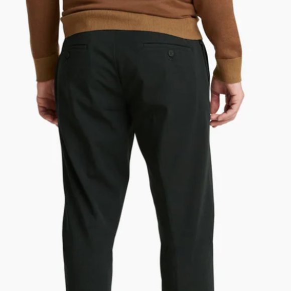 COPY - Men's Never-Iron Essential Dockers Flat Front 32/32 in Black - Picture 2 of 9